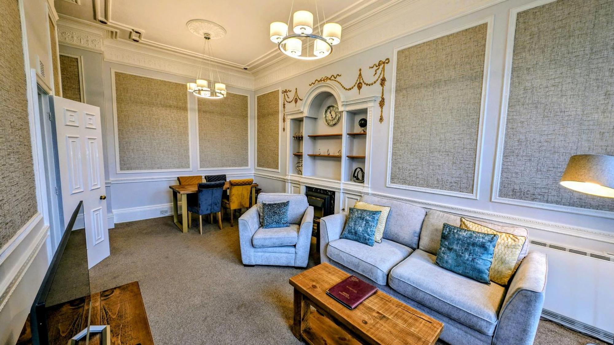Sutton Hall Resort Тирск Номер фото