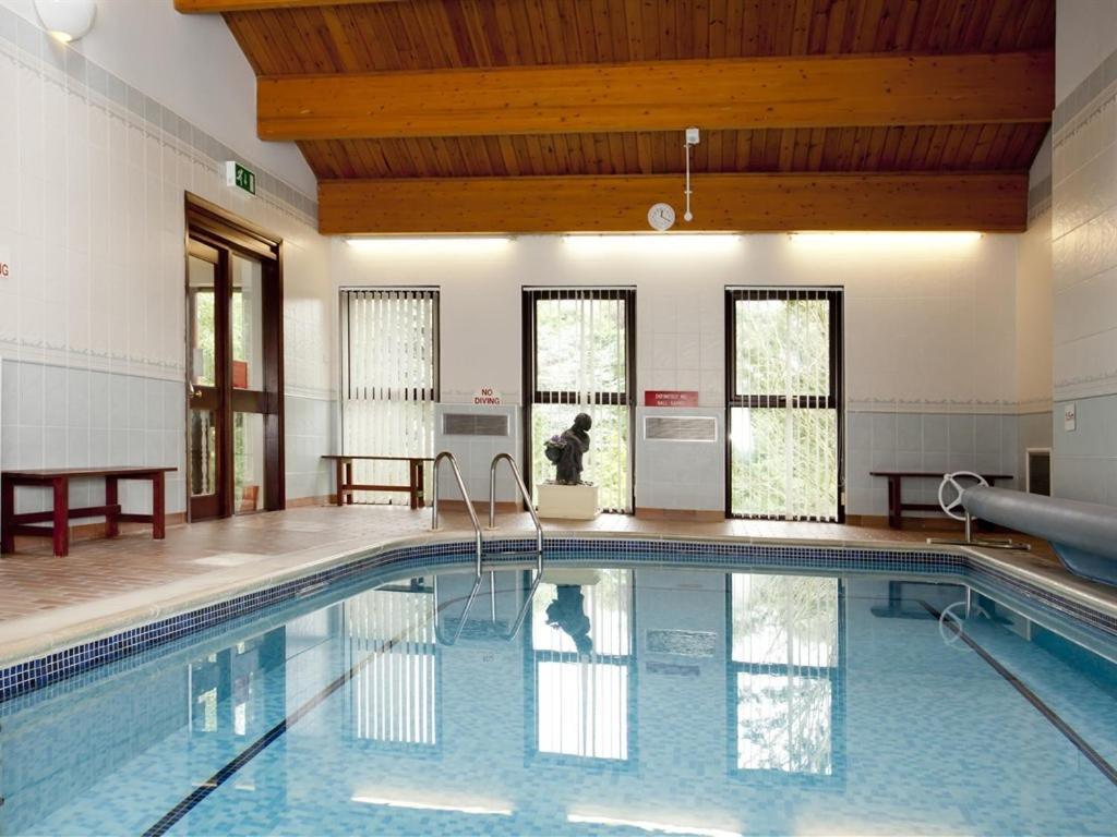 Sutton Hall Resort Тирск Экстерьер фото