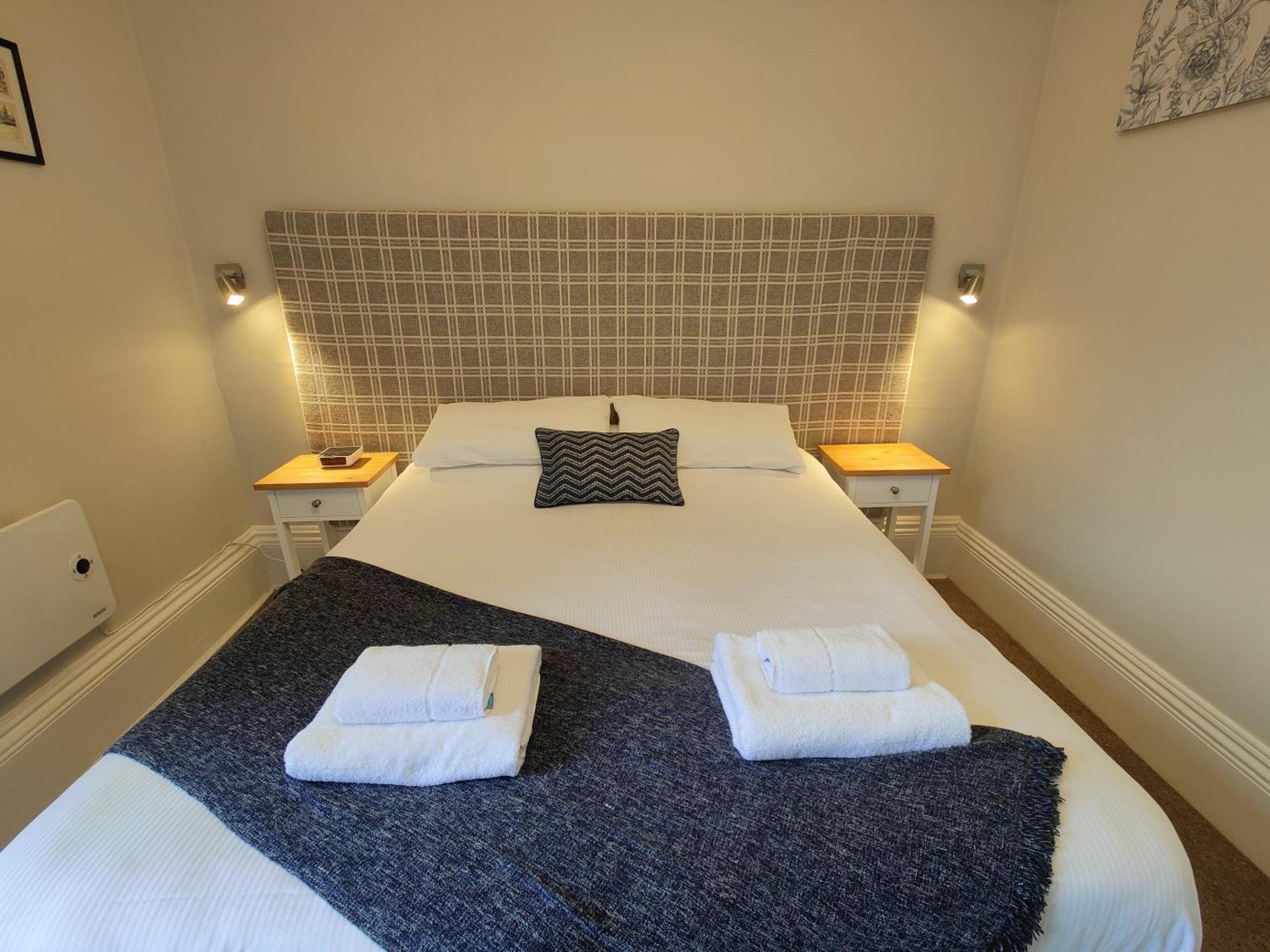 Sutton Hall Resort Тирск Номер фото