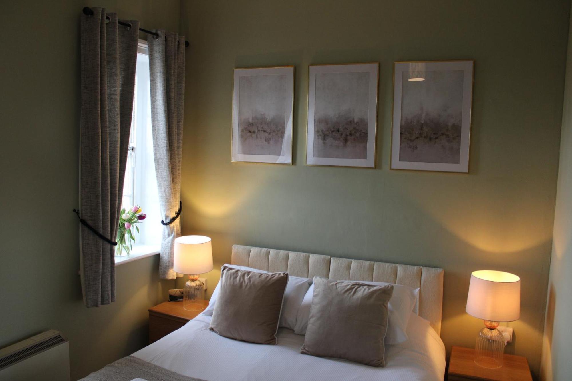 Sutton Hall Resort Тирск Номер фото
